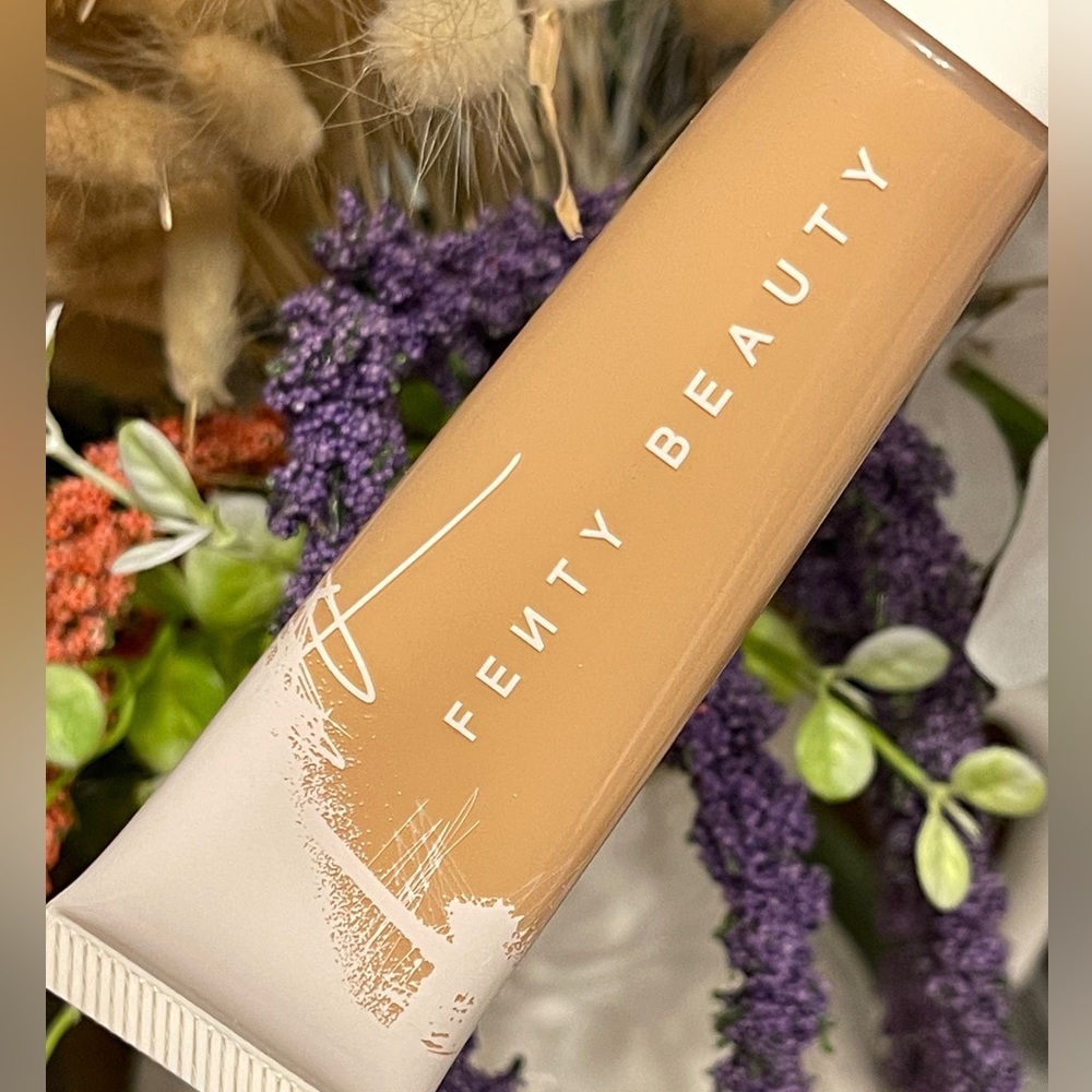 FENTY BEAUTY By Rihanna Pro Filt’r Soft Matte Longwear Foundation 270